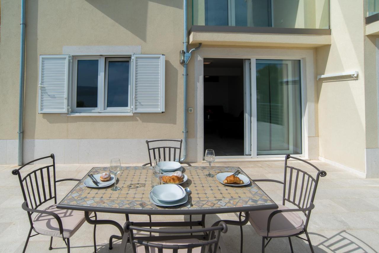 Elsa Apartments Целина Экстерьер фото