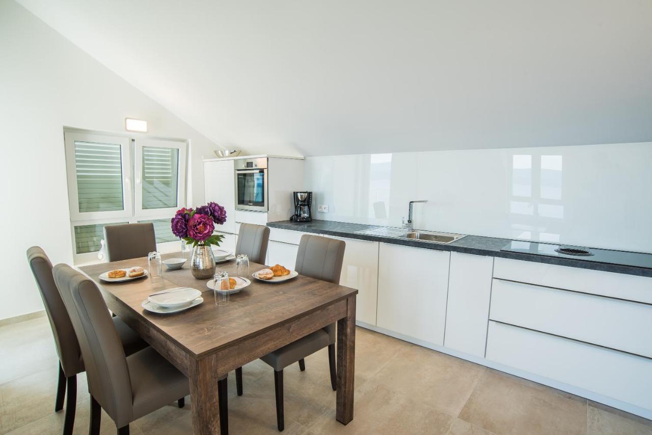 Elsa Apartments Целина Экстерьер фото